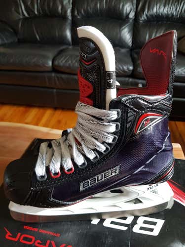 New Junior Bauer Vapor 1X 2.0 Skates Size 4
