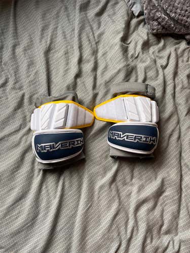 Used Large Maverik Arm Pads