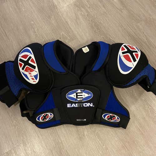 Easton Hockey Shoulder Pads Medium