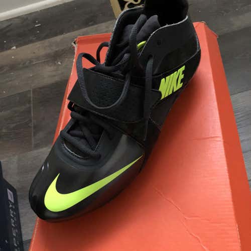 Adult Men's 10.5 (W 11.5) Nike