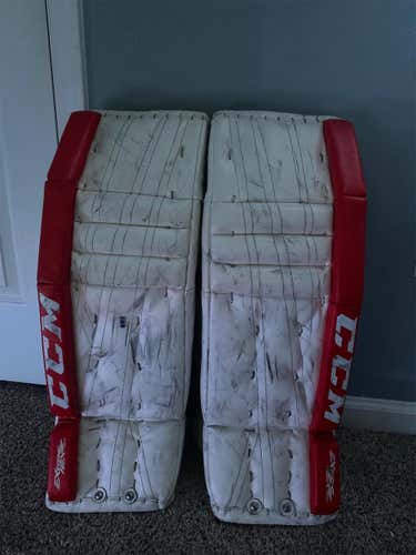 Red Used 28" CCM Extreme Flex 760 Goalie Leg Pads