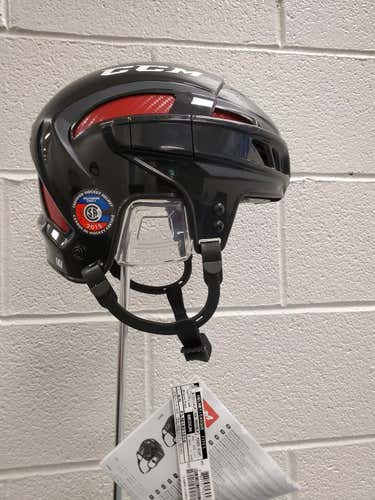 New Medium CCM Fitlite Helmet, Black/Red