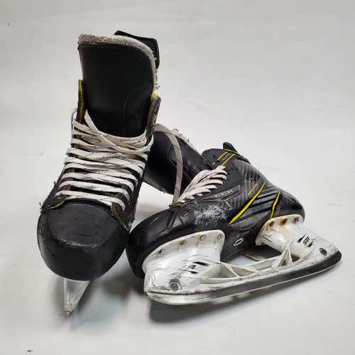 Pro Stock Used CCM Super Tacks Hockey Skates Size 9.5E (USK135)