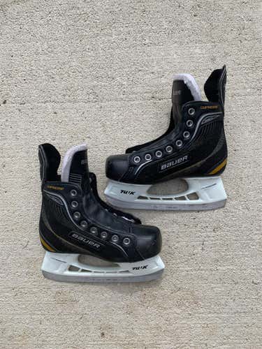 Used Bauer Supreme 120 D&R (Regular)  Size 2 Hockey Skates