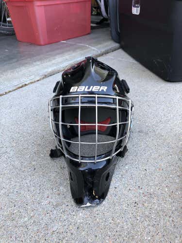 Black Senior Used Bauer NME 7 Goalie Mask