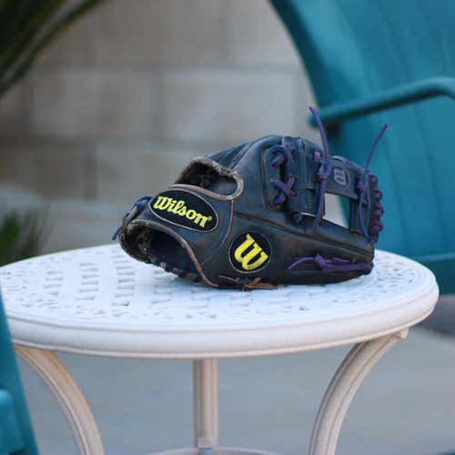 Wilson A2000 1788 11.25” Fully Relaced