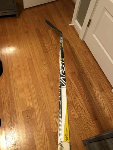 Used Senior Bauer Left Handed Vapor 1X Hockey Stick Mid Pro Stock