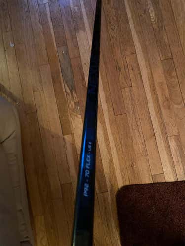 New Right Handed Black Nexus 2N Pro Hockey Stick