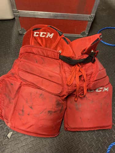 Red Senior Used Large CCM C500 Goalie Pants