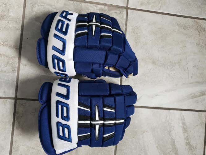 Blue Used Senior Bauer 4 Roll Gloves 14" Pro Stock