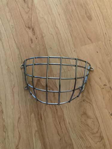 Bauer Certified Straight Bar Cage (NME)