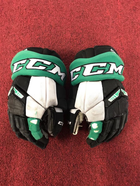 University Of North Dakota CCM HGTK gloves Size 15 Pro Stock Item#UNDG19