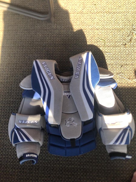Used Large Vaughn Ventus SLR Pro Goalie Chest Protector
