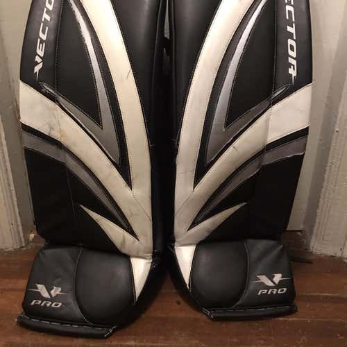 CCM Vector Goalie Leg Pads
