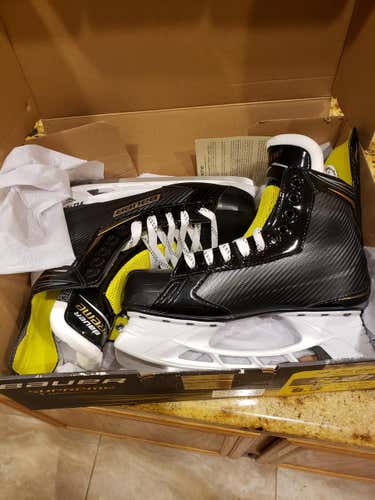 Senior New Bauer Supreme S27 Hockey Skates Size 8.5 EE