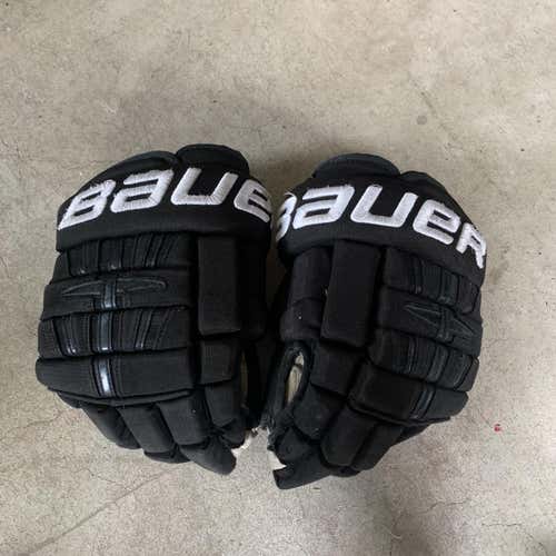 Black Used Bauer Classic 4-Roll 13"  Gloves