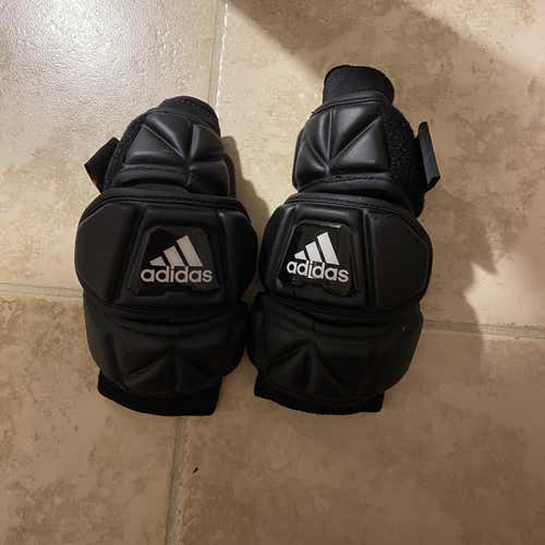 LN Medium Adidas Freak Arm Pads