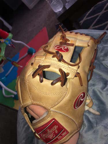 Used Right Handed Pro Preferred 11.75" Baseball Glove
