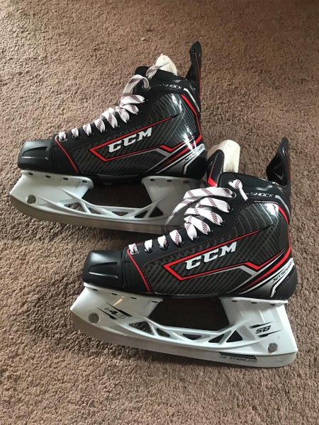 Used CCM JetSpeed Shock Size 7.5 Hockey Skates