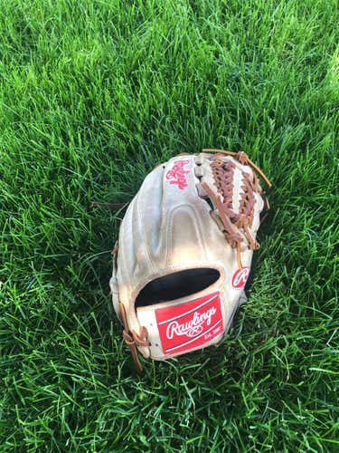 Brown Used Pitcher's Heart of the Hide 11.75" Baseball Glove