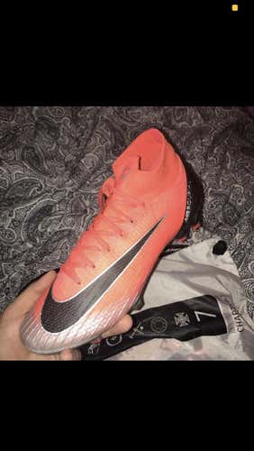 Red Men's 9.5 (Women's 10.5) Nike Shoes