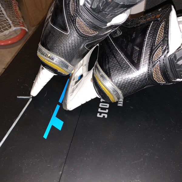 Used Bauer Supreme MX3 D&R (Regular) Pro Stock Size 8 Hockey Skates