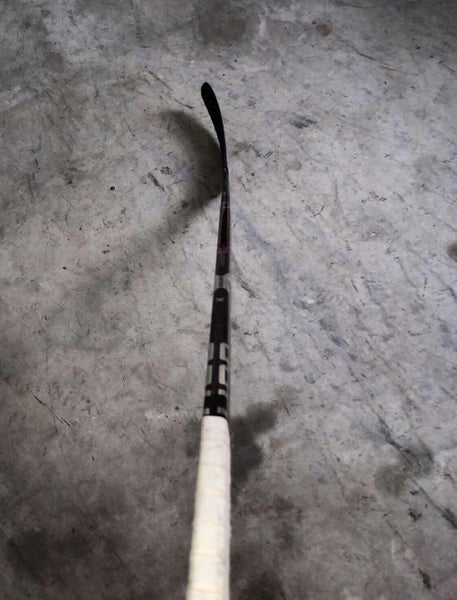 Pro Stock Right Handed 87 Flex Bauer Vapor ADV Dressed as 1x Lite Patrik Laine
