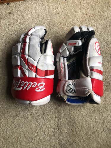 White Used Warrior QR3 14" Pro Stock Gloves