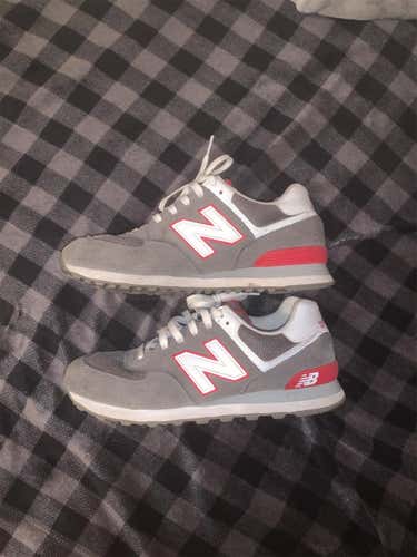 New Balance 574 size (9.5)