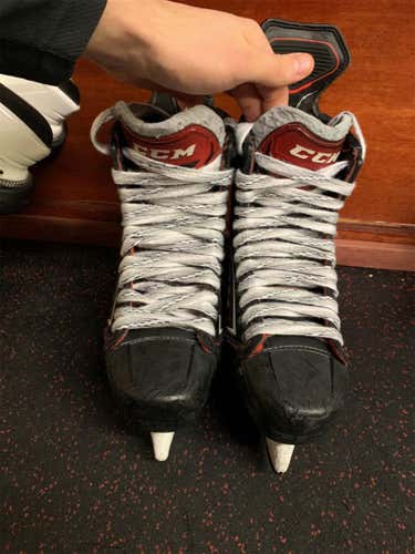 Used CCM JetSpeed FT2 D&R (Regular)  Size 11 Hockey Skates