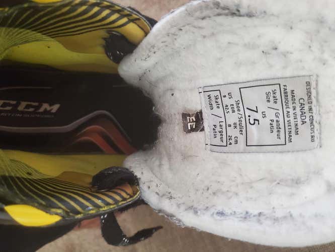 Senior Used CCM Super Tacks Hockey Skates EE (Extra Wide) Pro Stock Size 7.5