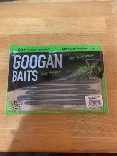 Googan Baits Slim Shake Worm
