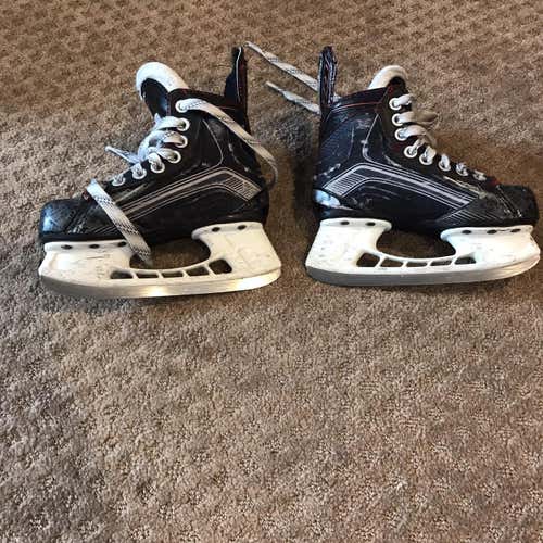 Used Bauer Vapor X500 D&R (Regular) Size 11 Hockey Skates