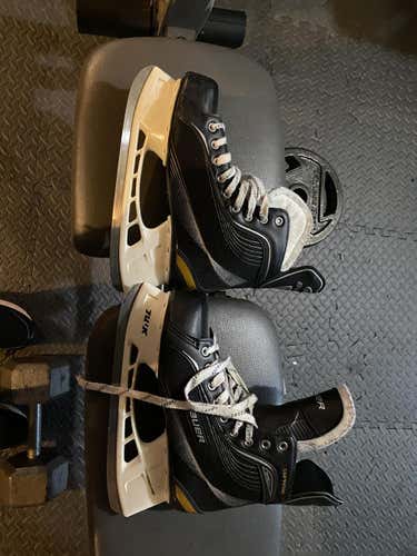 Used Senior Bauer Supreme 120 Hockey Skates D&R (Regular) Size 11