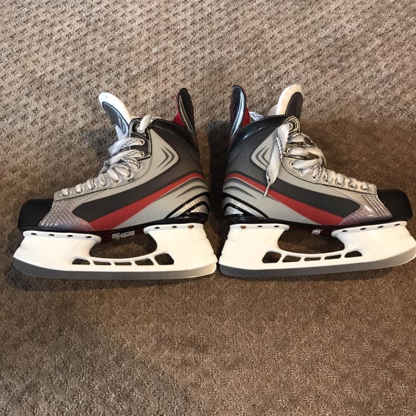 BarelyUsed Bauer Vapor X4.0 LE EE (Extra Wide) Size 8 Hockey Skates