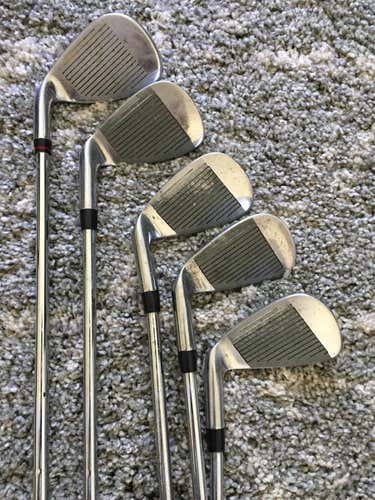 Used Right Handed Regular Flex Steel Shaft Iron Set