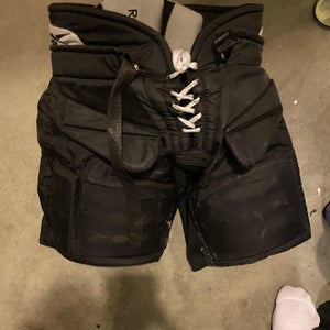 Black Used Medium Reebok 9K  Hockey Goalie Pants