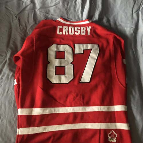 Crosby Team Canada Olympics Jersey Youth XL Nike Jersey