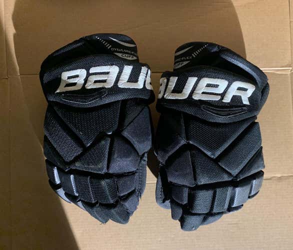 Black Used Bauer Vapor X700 11"  Gloves