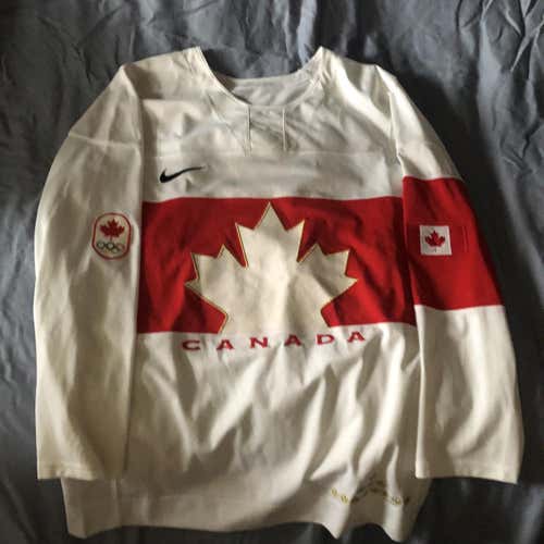 2 Team Canada Blank Jerseys Nike  Jersey