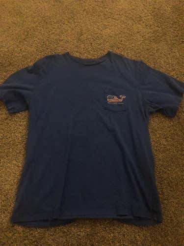 Vineyard Vines T-Shirt (Medium)