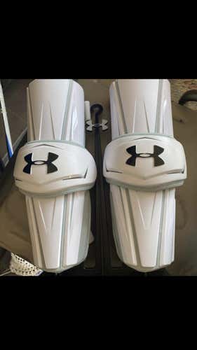 New Extra Large Under Armour Revenant Arm Pads