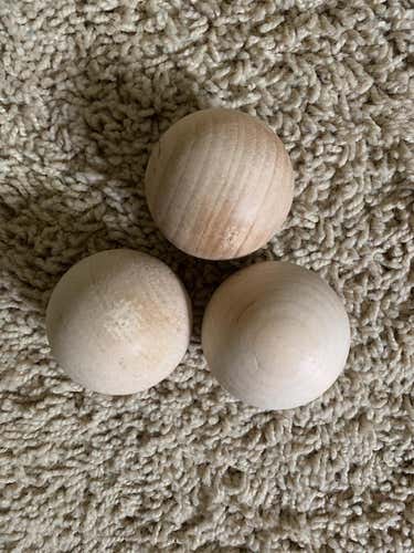 3-pack Swedish Wooden Stickhandling Balls