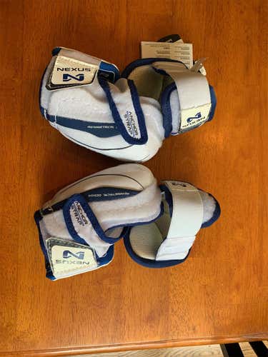New Bauer Nexus 1N Elbow Pads - Jr. S