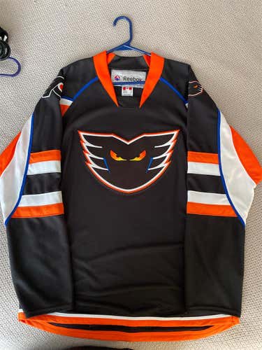 Phantoms Men's Medium Reebok  Jersey