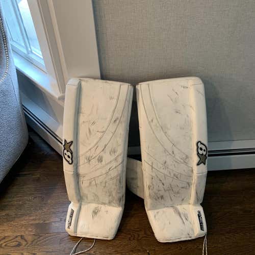 White Used 31" Brian's Goalie Leg Pads