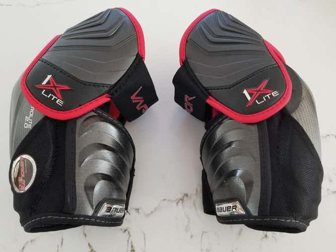 Senior Medium Bauer Vapor 1X Lite Elbow Pads
