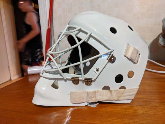 White Protechsport Senior Used Goalie Mask Roy Mold