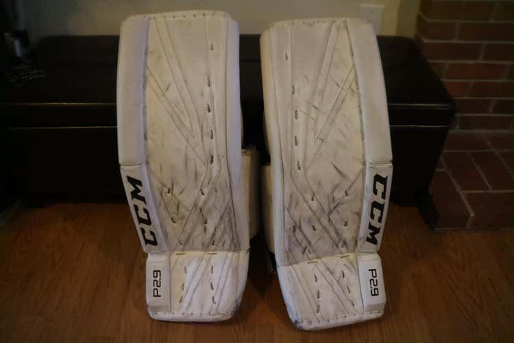 White Used 29+1 CCM Goalie Leg Pads
