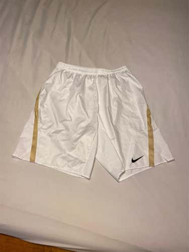 White Men's Large Nike Shorts